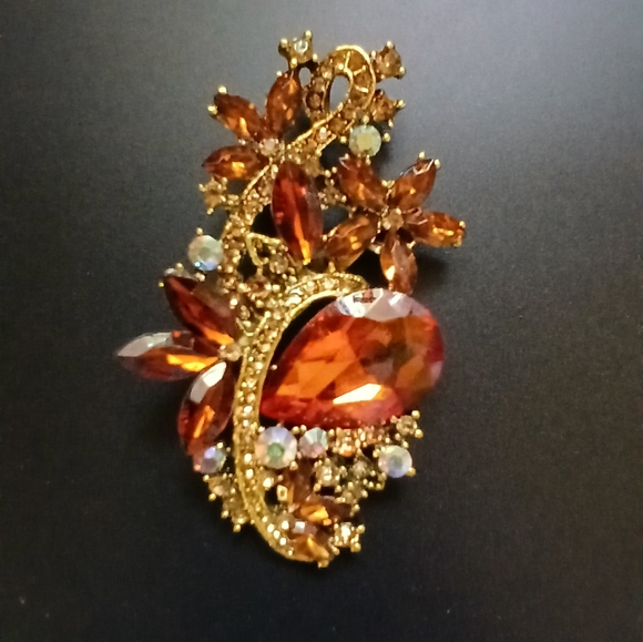 🍂🍁Large Fall Foliage Brooch🍁🍂 - Picture 2 of 8